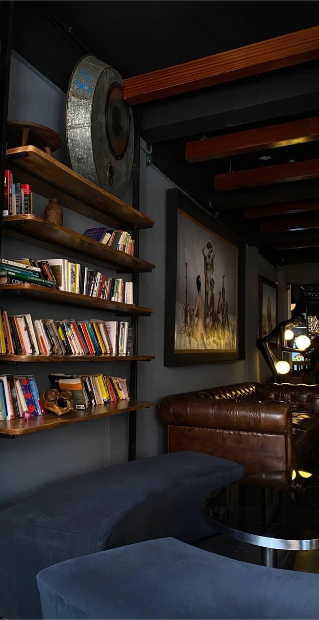 Cafe AMKA Interior