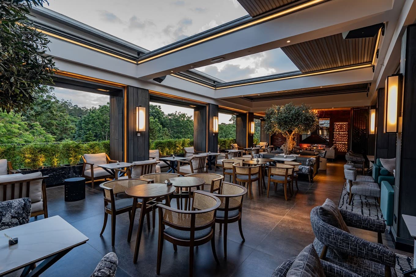 Upepo Restaurant
