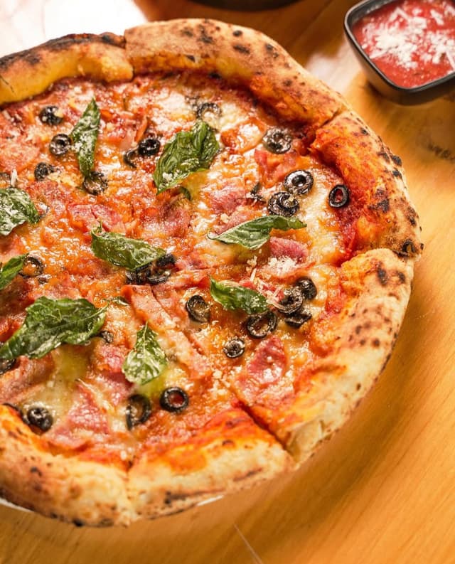 Yunion Pizza