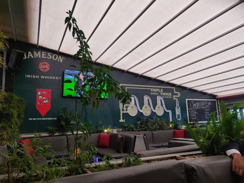 1. Brew Bistro & Lounge – Westlands