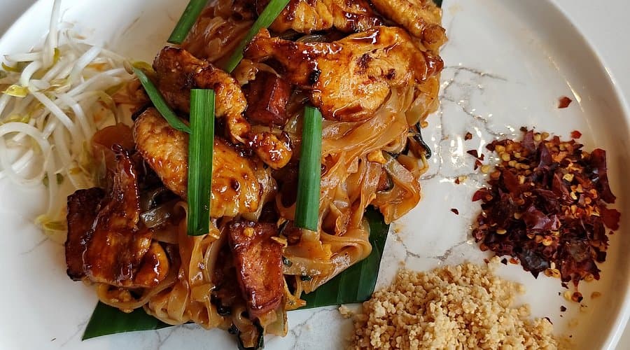 Upepo Restaurant Hero