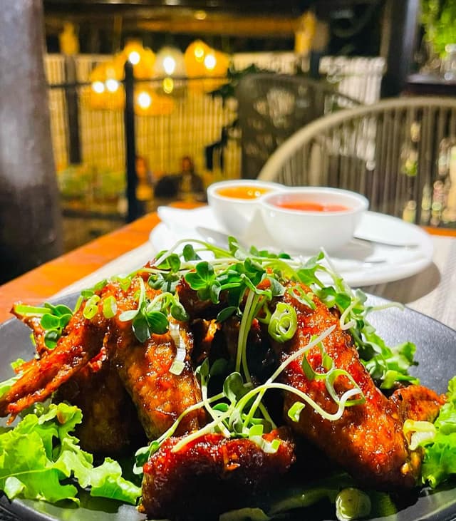 Botanica Dining Area