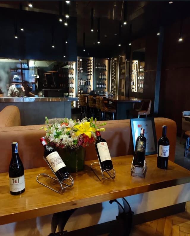 Copper the urban grill Interior