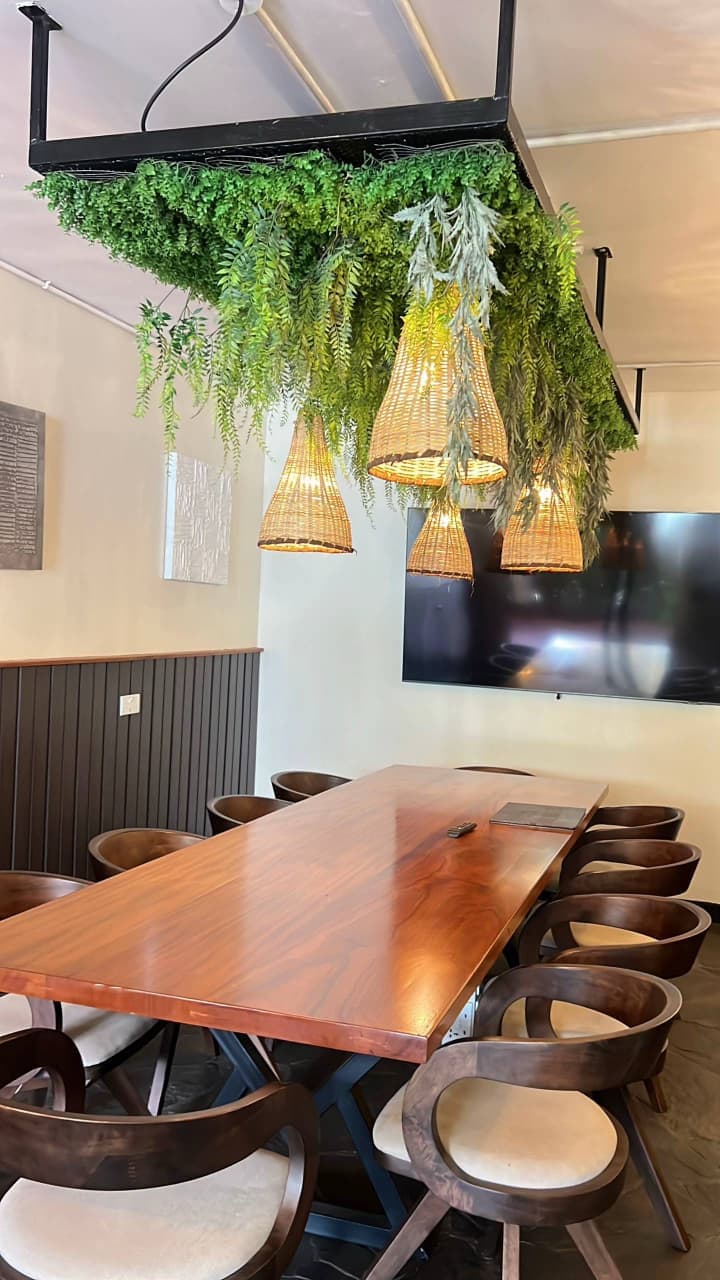 Kalamata Interior