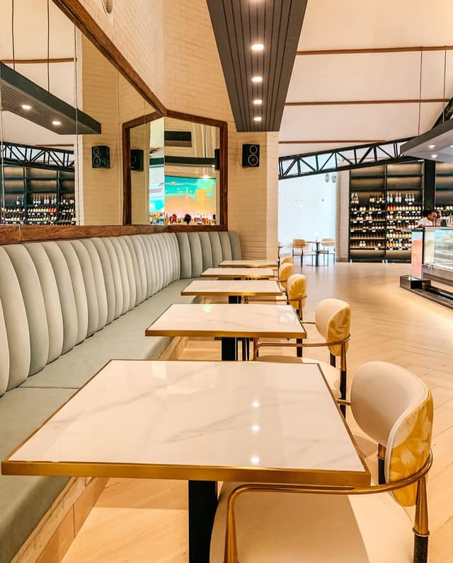 Summer Lounge Interior 2