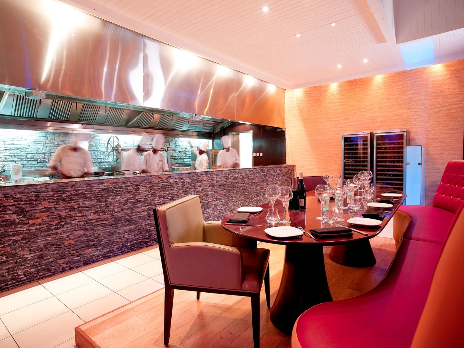 Tatu Restaurant open kitchen
